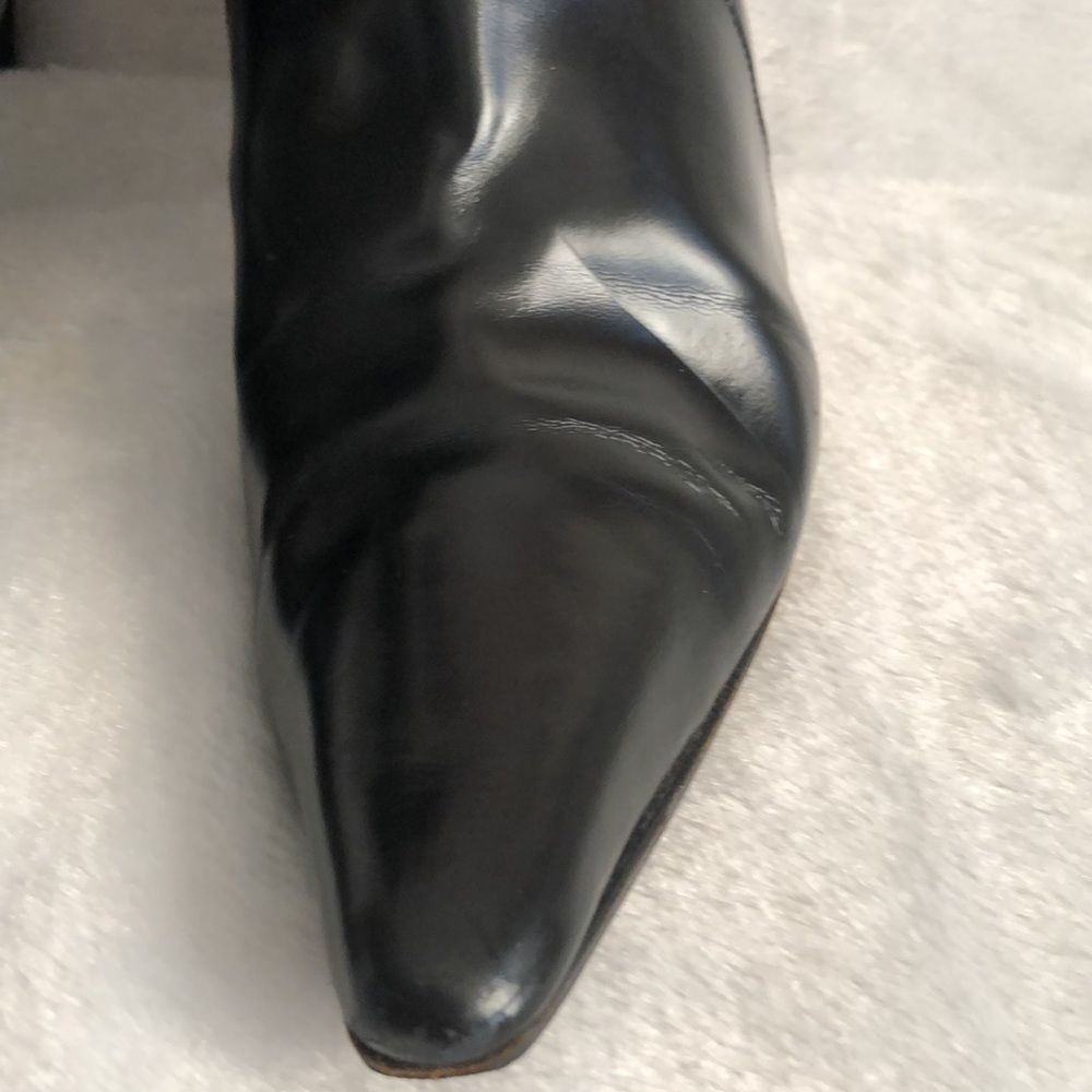 Burberry High Shine Black Leather Zip Up Booties, Size 41 - Picture 7 of 16